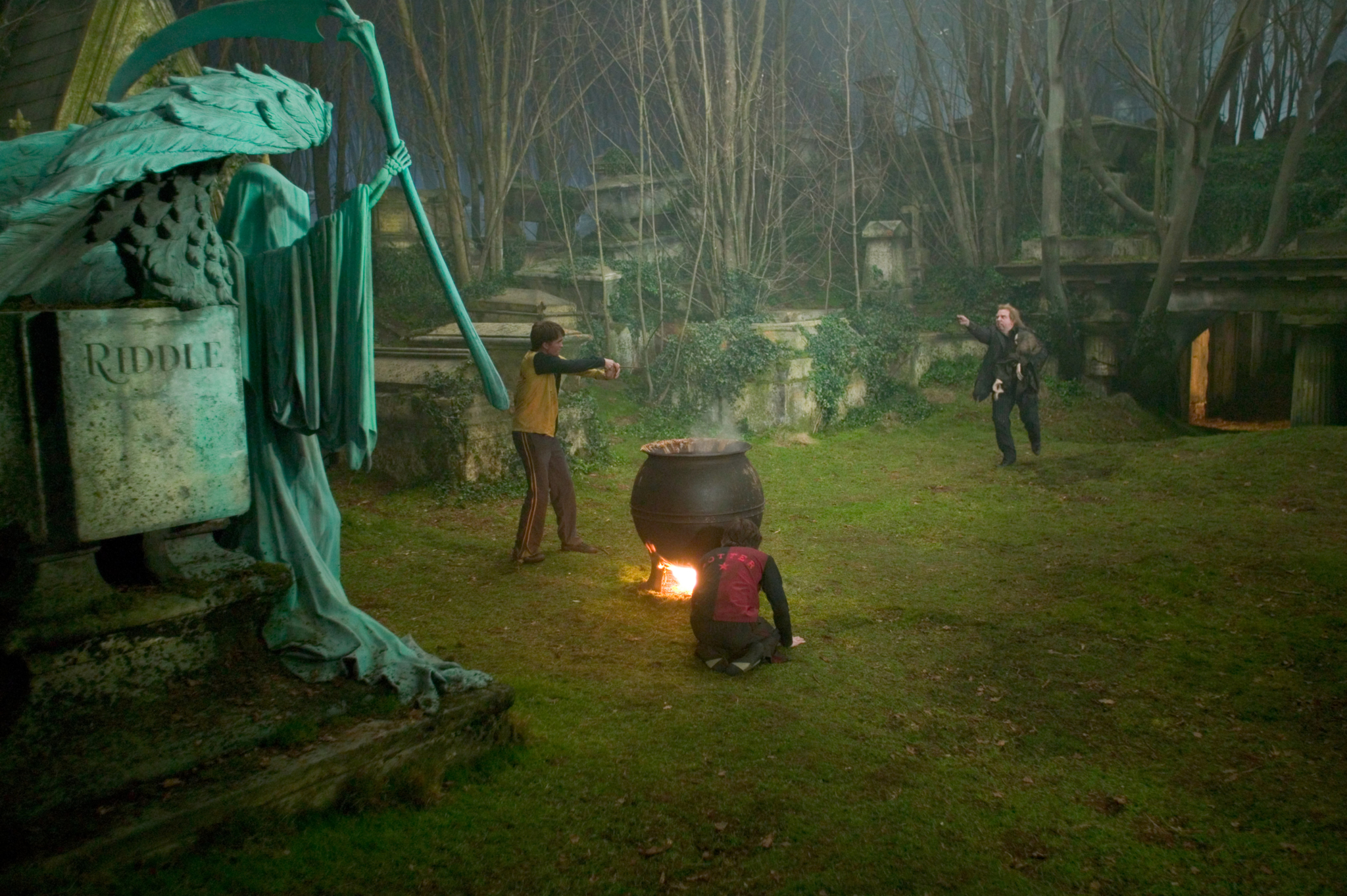 hpfilmscdfpromo045.jpg