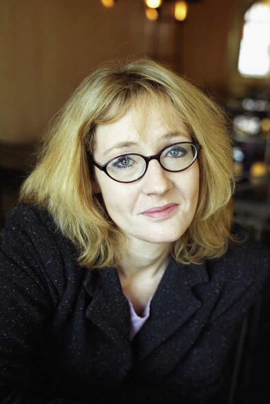 jkrowling2000photoshootmanfredwitt005.jpg