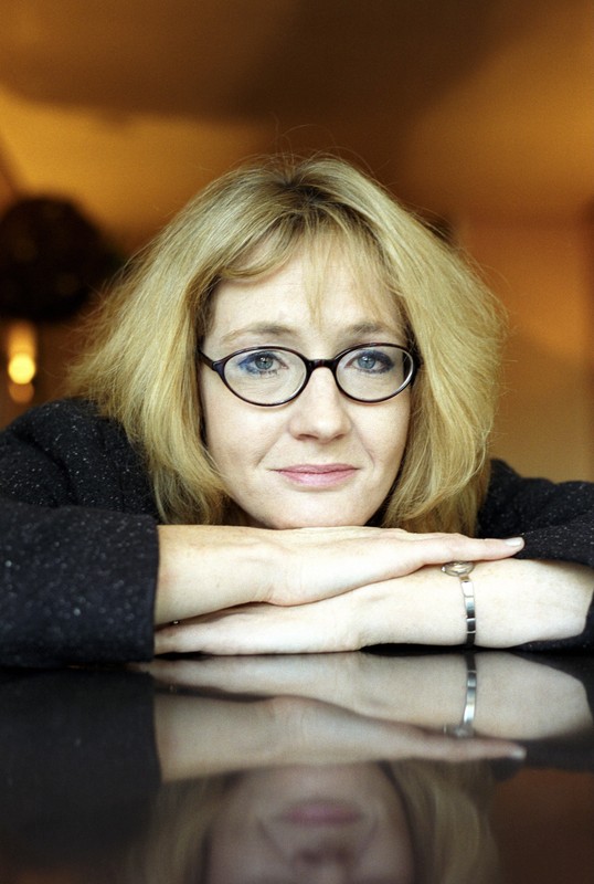 jkrowling2000photoshootmanfredwitt006.jpg