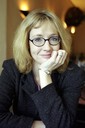 jkrowling2000photoshootmanfredwitt003.jpg