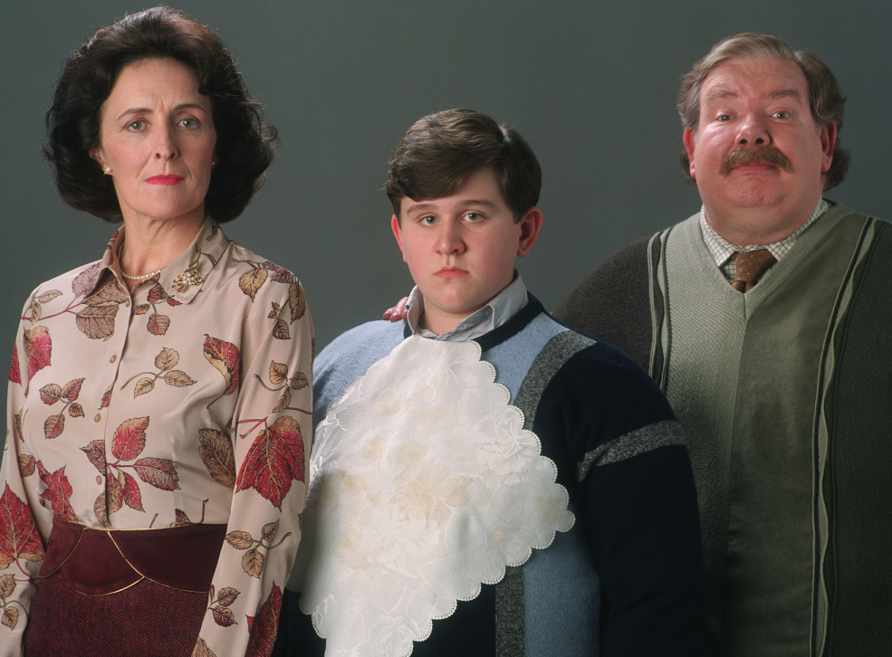 hpfilmspdapersofamilledursley001.jpg