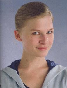 hpfilmscdfpersofleurdelacour005.jpg