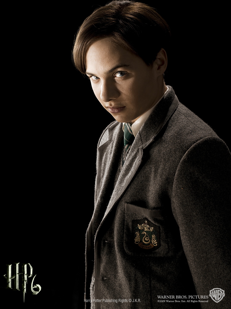 hpfilmspsmpersotomjedusorado004.jpg