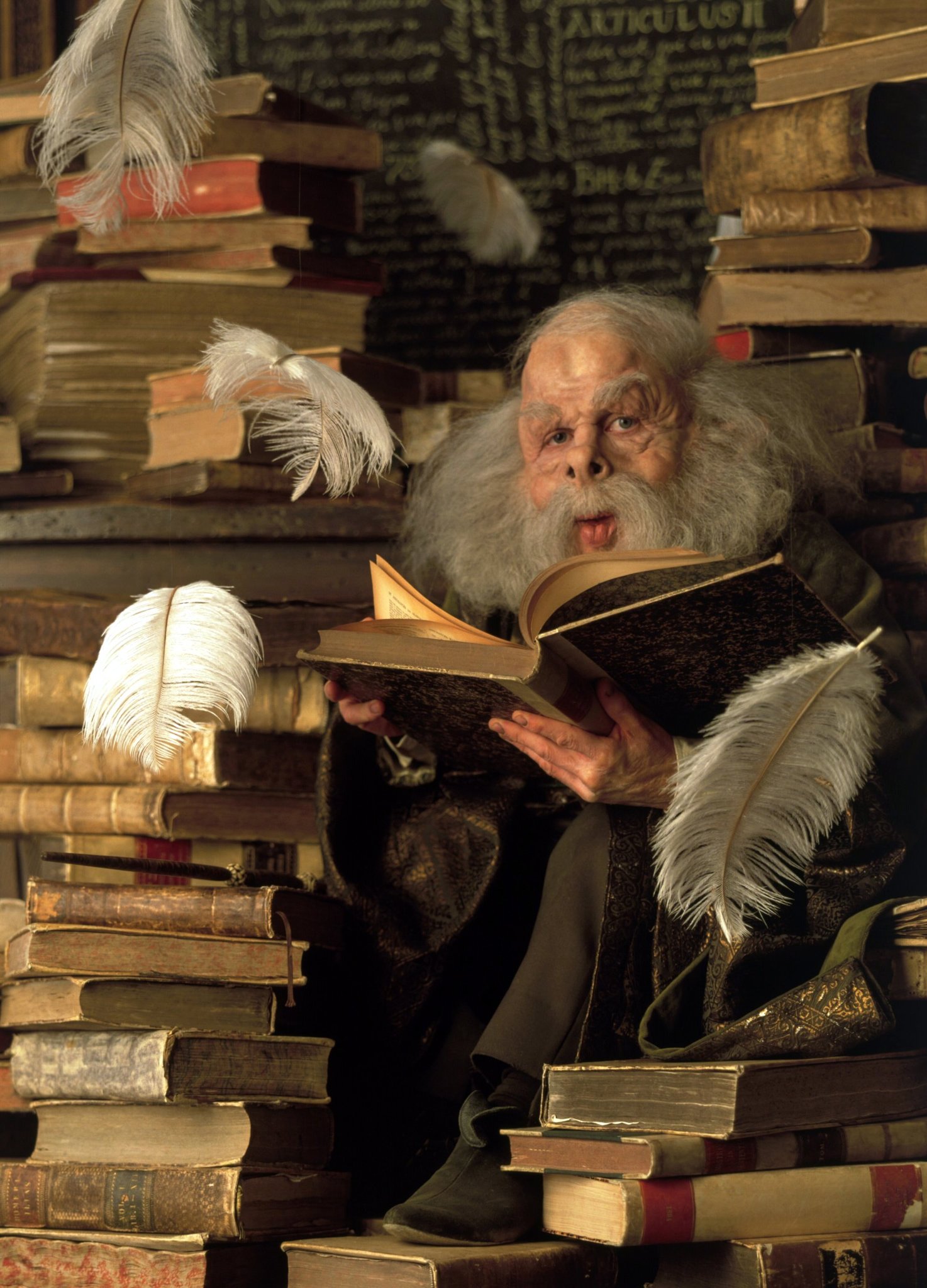 hpfilmsedspersofiliusflitwick005.jpg