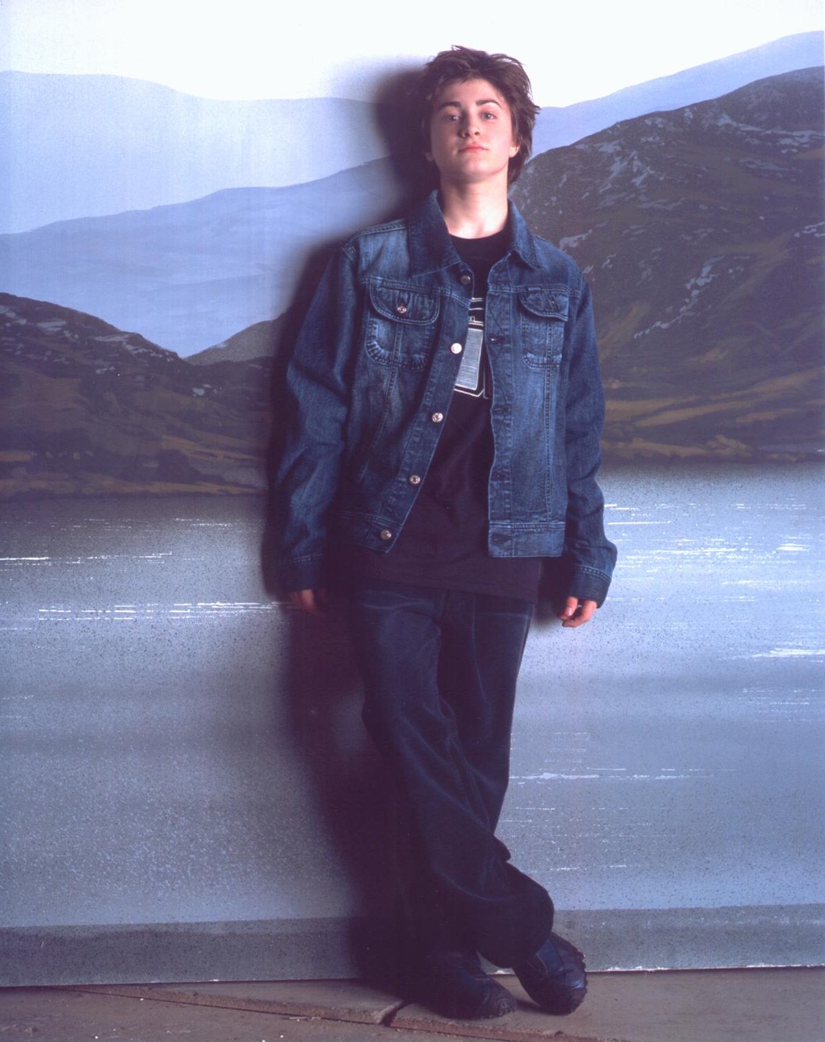 danielradcliffe2002photoshootpottercollection005.jpg