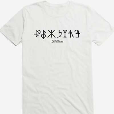 T-shirt avec une inscription en runes